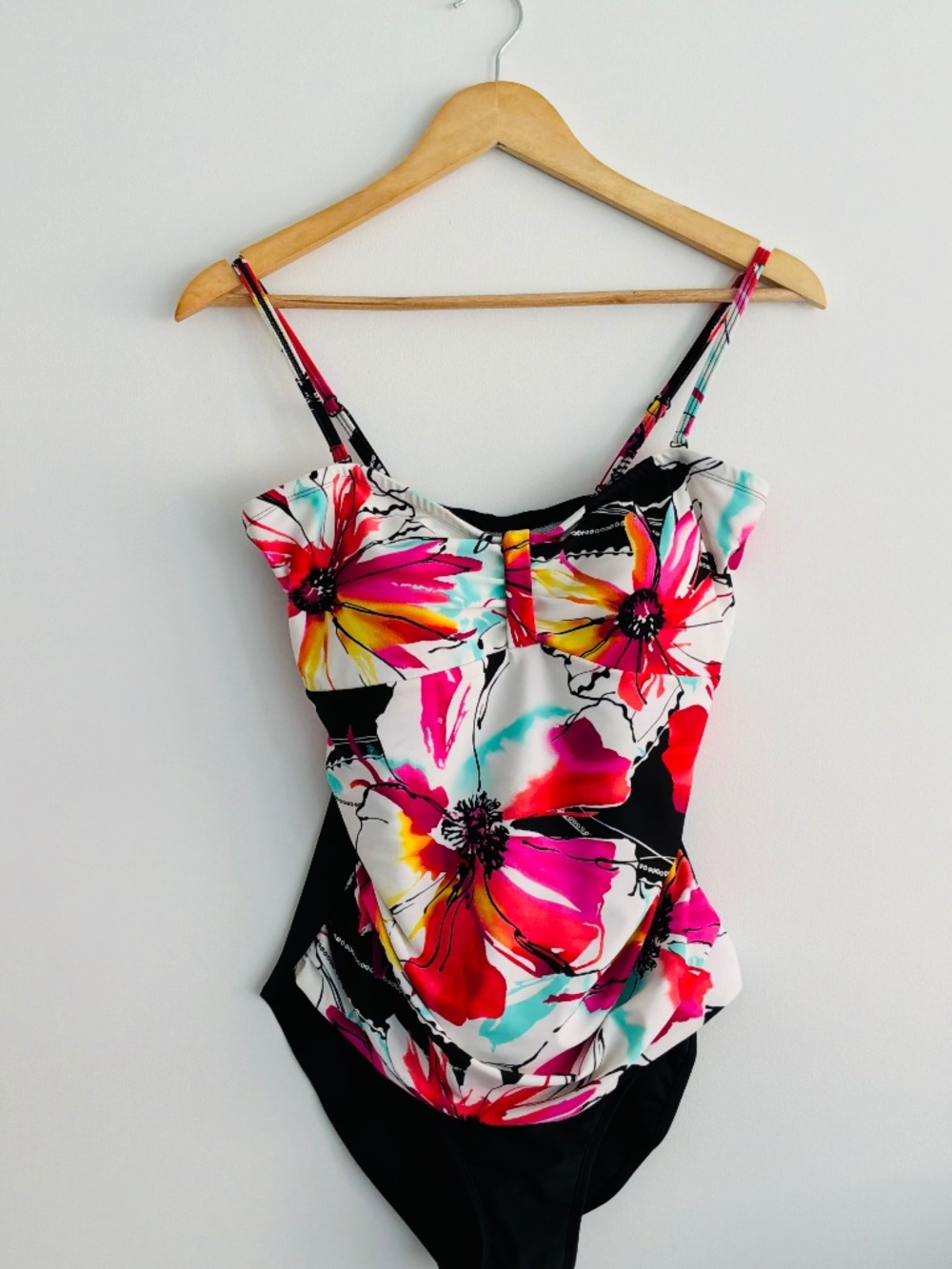 Krista Swimwear Tropical Floral Ruched One Piece Swimsuit Size 14